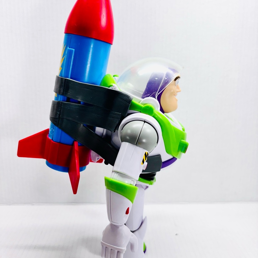 Toy Story Disney Pixar Rocket Rescue Buzz Lightyear Action Figure - Picture 5 of 9